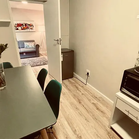 Cozy In Belgrade, Cukarica, Zeleznik, Free Parking And Wifi Belgrade
